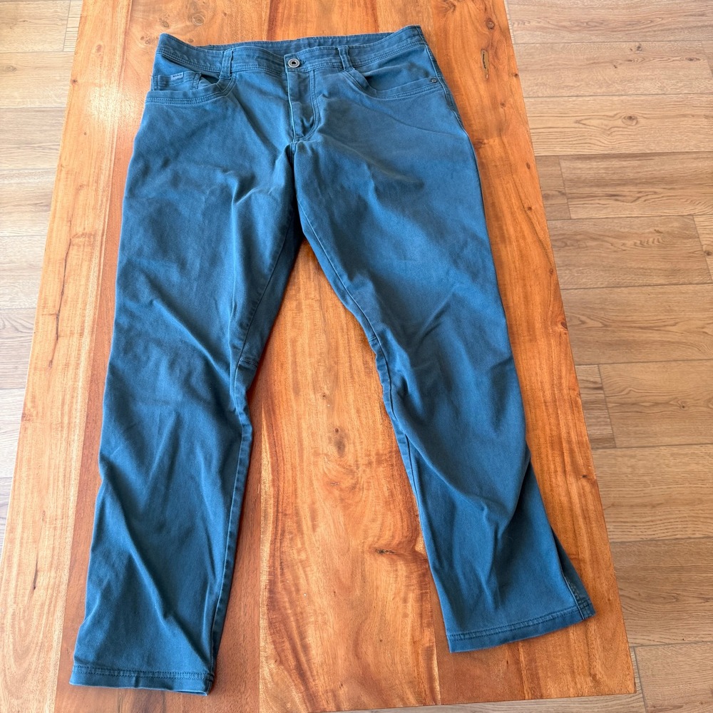 Kuhl Men's Green "Revolt" Pants Size 36X31
